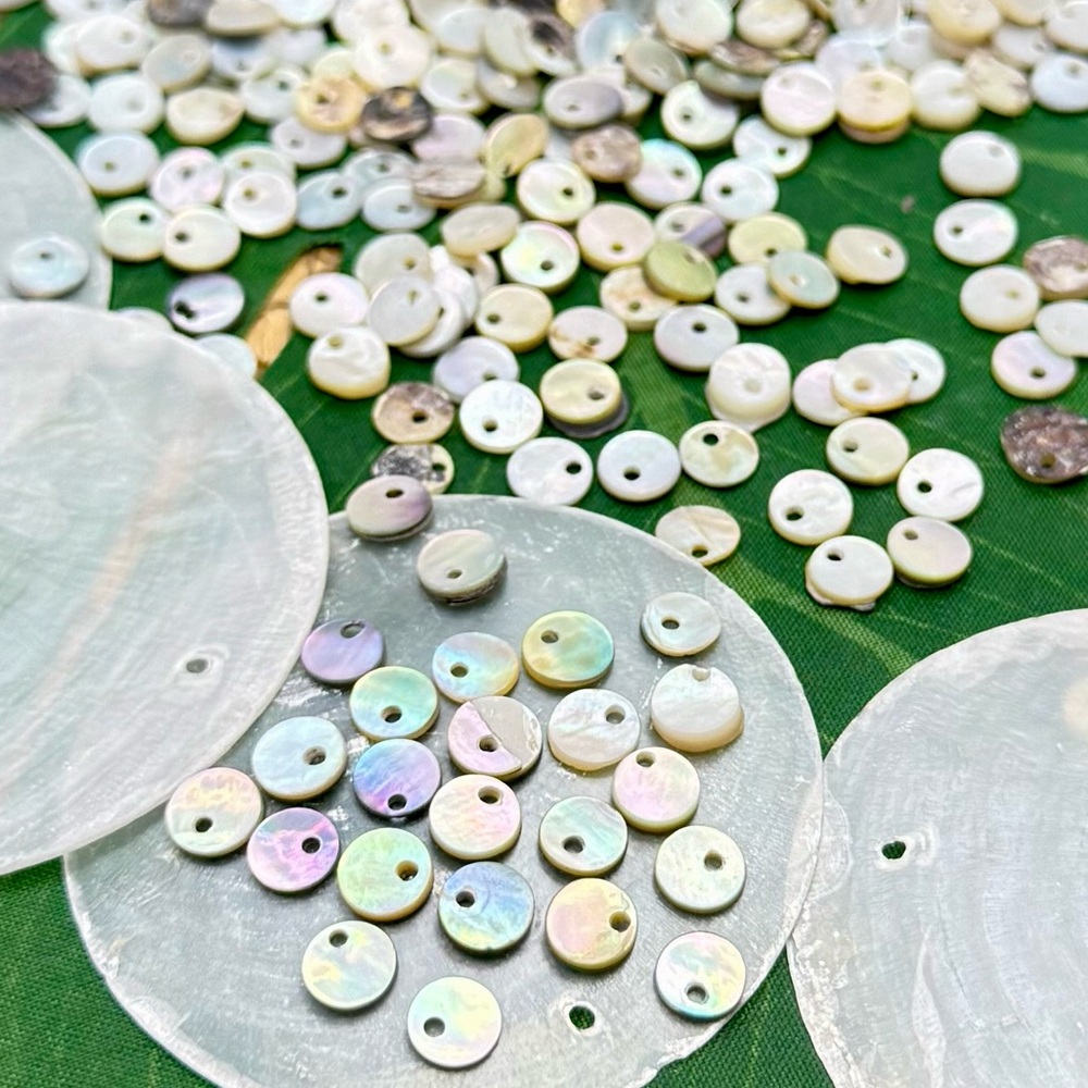 NEW! 50pc Mother of Pearl Abalone Shell Charms Jewelry Making Crafts BULK DIY